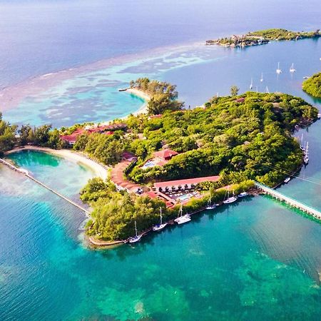 ファンタジー アイランド ビーチ リゾート アンド マリーナ オールインクルーシブ First Bight エクステリア 写真